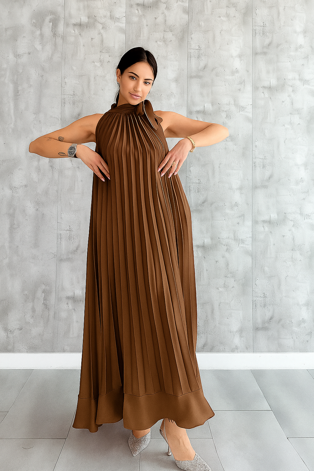 Dunia Long pleated dress